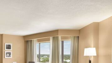 Chambre, 1 très grand lit, non-fumeur, vue sur la ville (Oversized) | Vue de la chambre