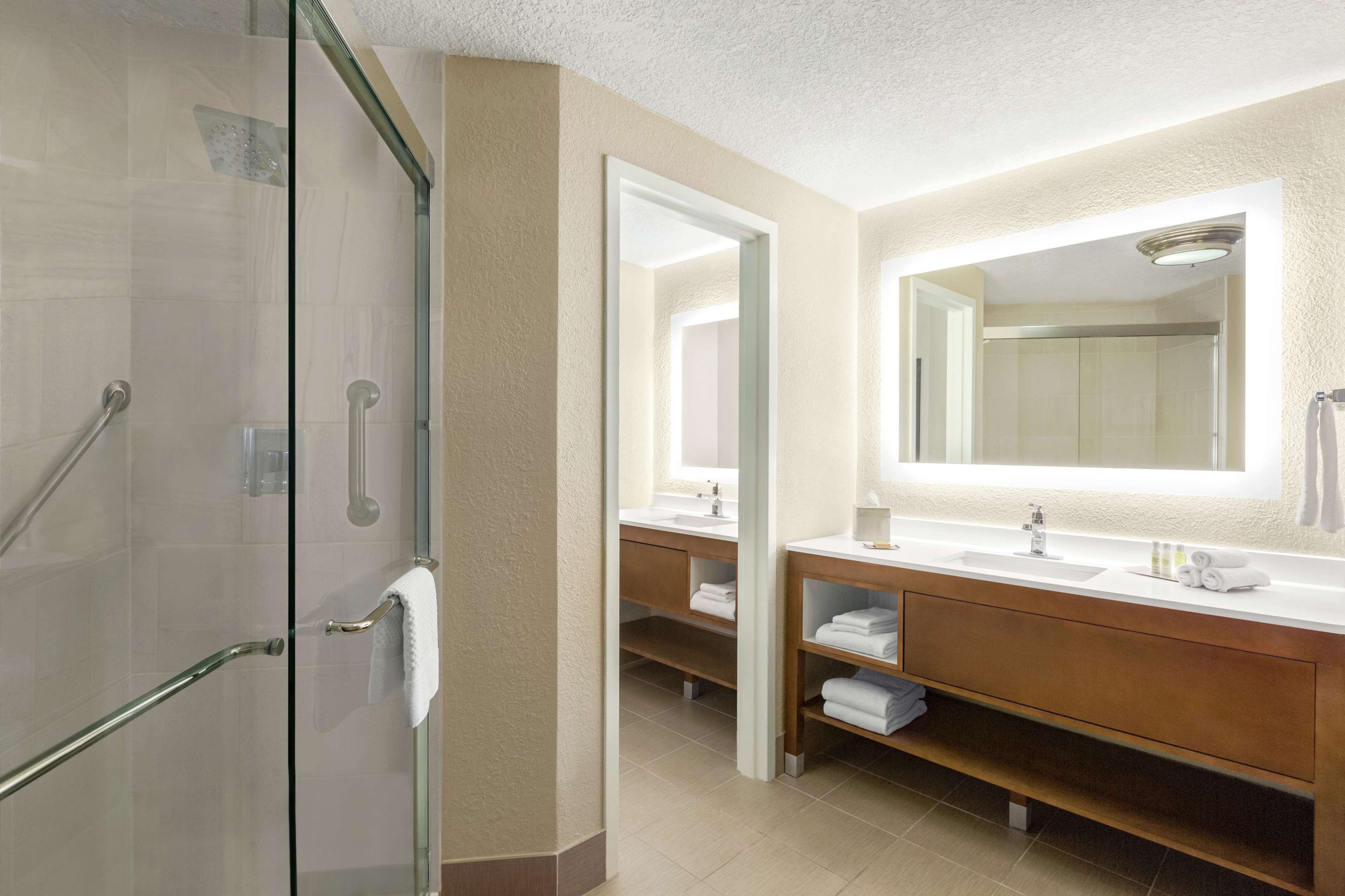 Photo - DoubleTree by Hilton Orlando Downtown