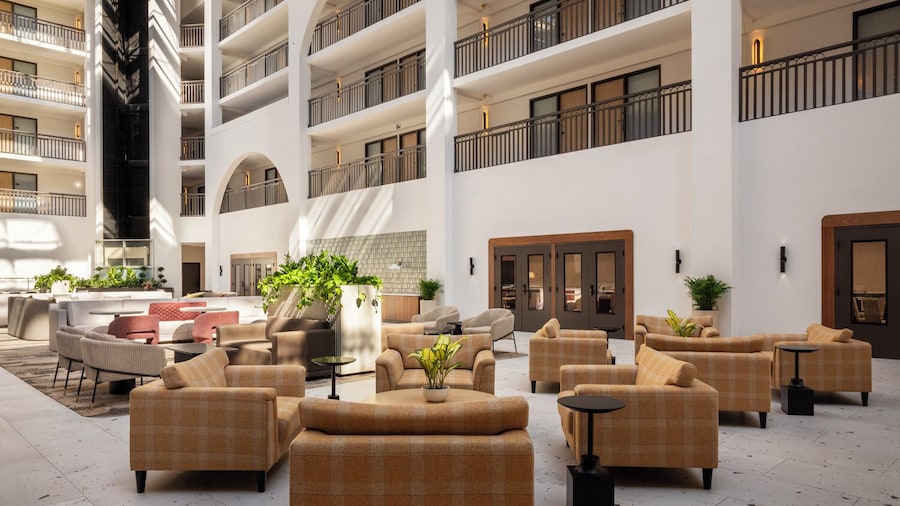Embassy Suites by Hilton Cincinnati Northeast Blue Ash