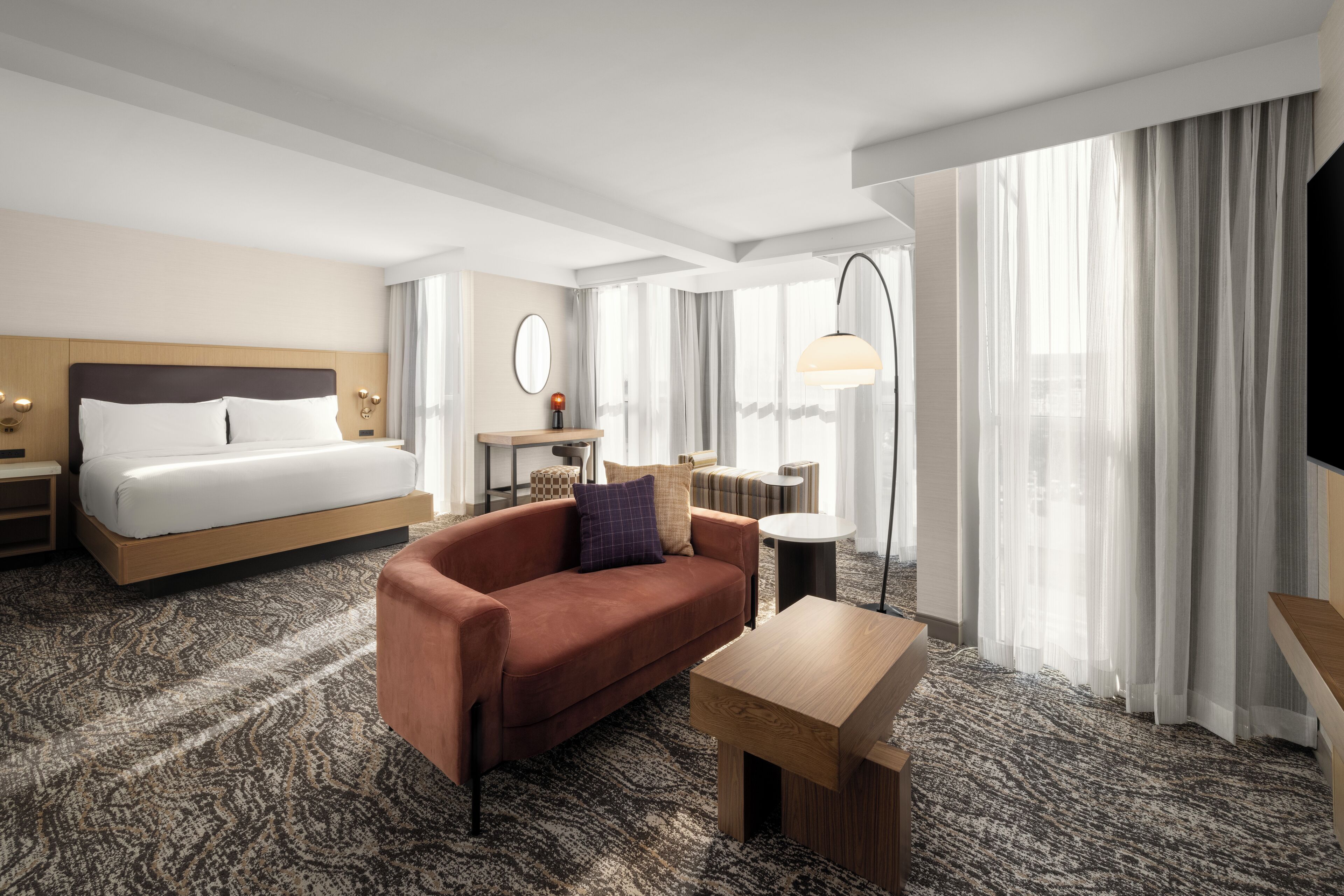 المنشأة من الداخل