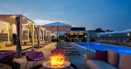 YOTEL Washington DC