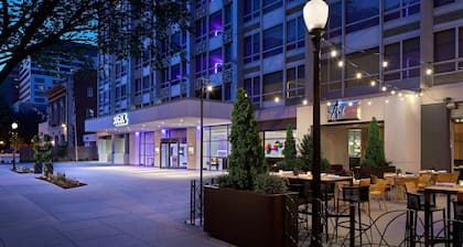 YOTEL Washington DC