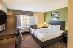 Hypo-allergenic bedding, desk, laptop workspace, blackout curtains - Sleep Inn West Valley City - Salt Lake City South (West Valley City)