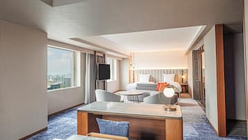 Suite Junior, 2 lits une place, accessible aux personnes à mobilité réduite, accÚs au salon club | Literie de qualité supérieure, couette en duvet d'oie