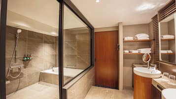 Junior Suite, 2 Twin Beds, Accessible, Club Lounge Access | Bathroom | Combined shower/tub, free toiletries, hair dryer, slippers