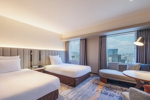 Chambre Standard, 2 lits jumeaux, accès au bar-salon (High Floor) | Literie de qualité, couette en duvet, coffre-fort, bureau