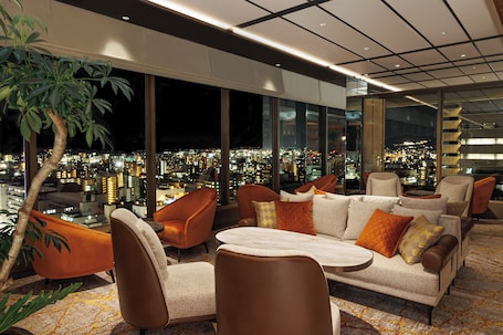 Executive lounge. ANA Crowne Plaza Hiroshima by IHG