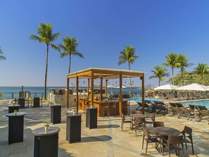 Poolside bar