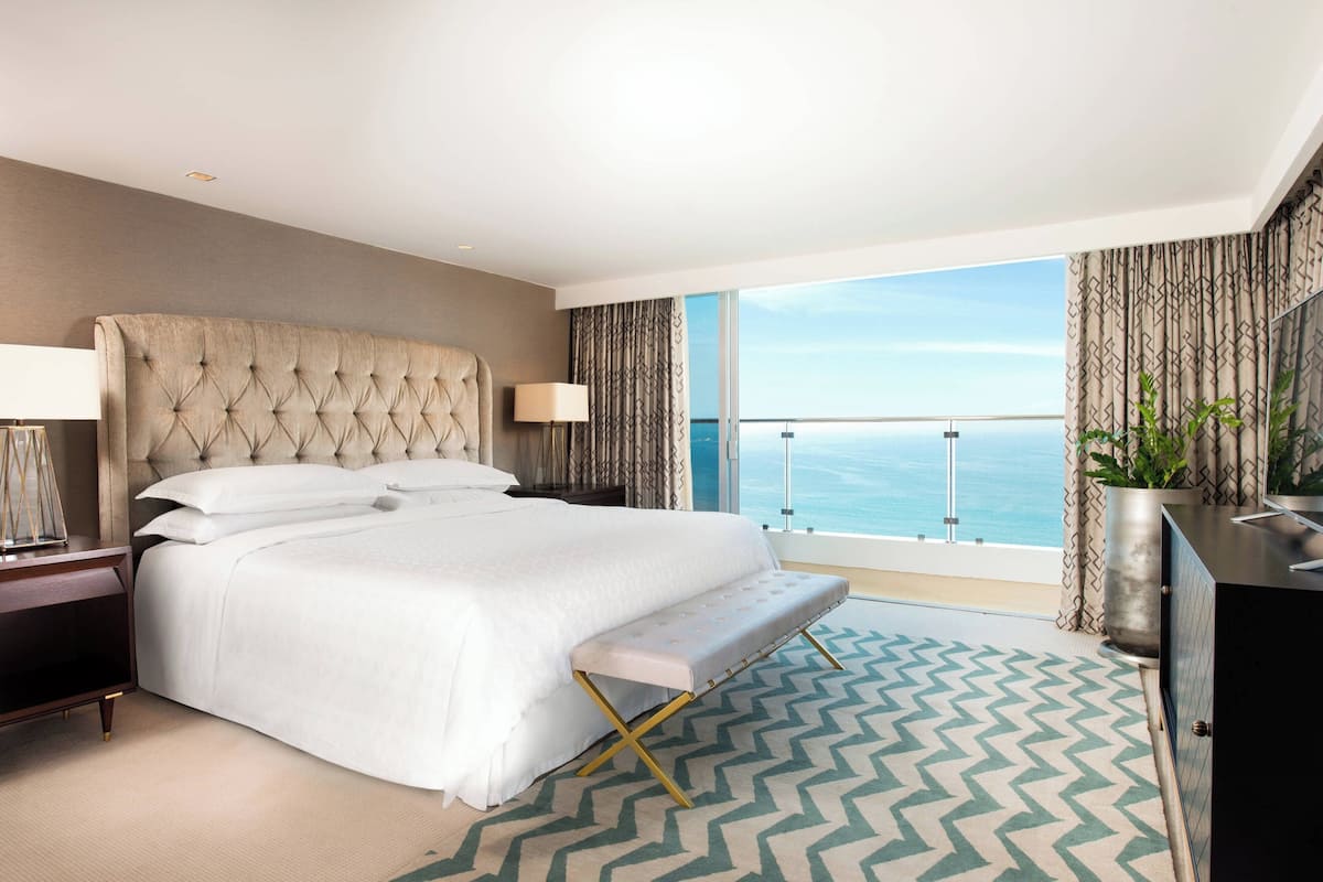 1 bedroom, minibar, in-room safe, desk