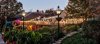 Nassau Inn