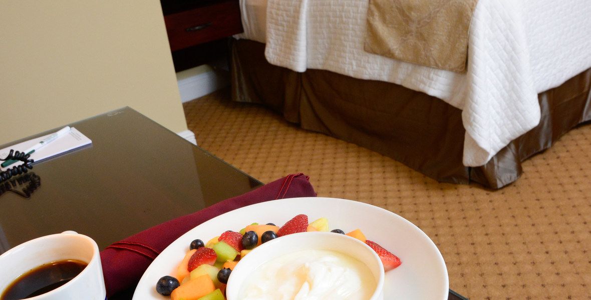 standard room, 2 queen beds | desk, iron/ironing board, free cots/infant beds, wifi