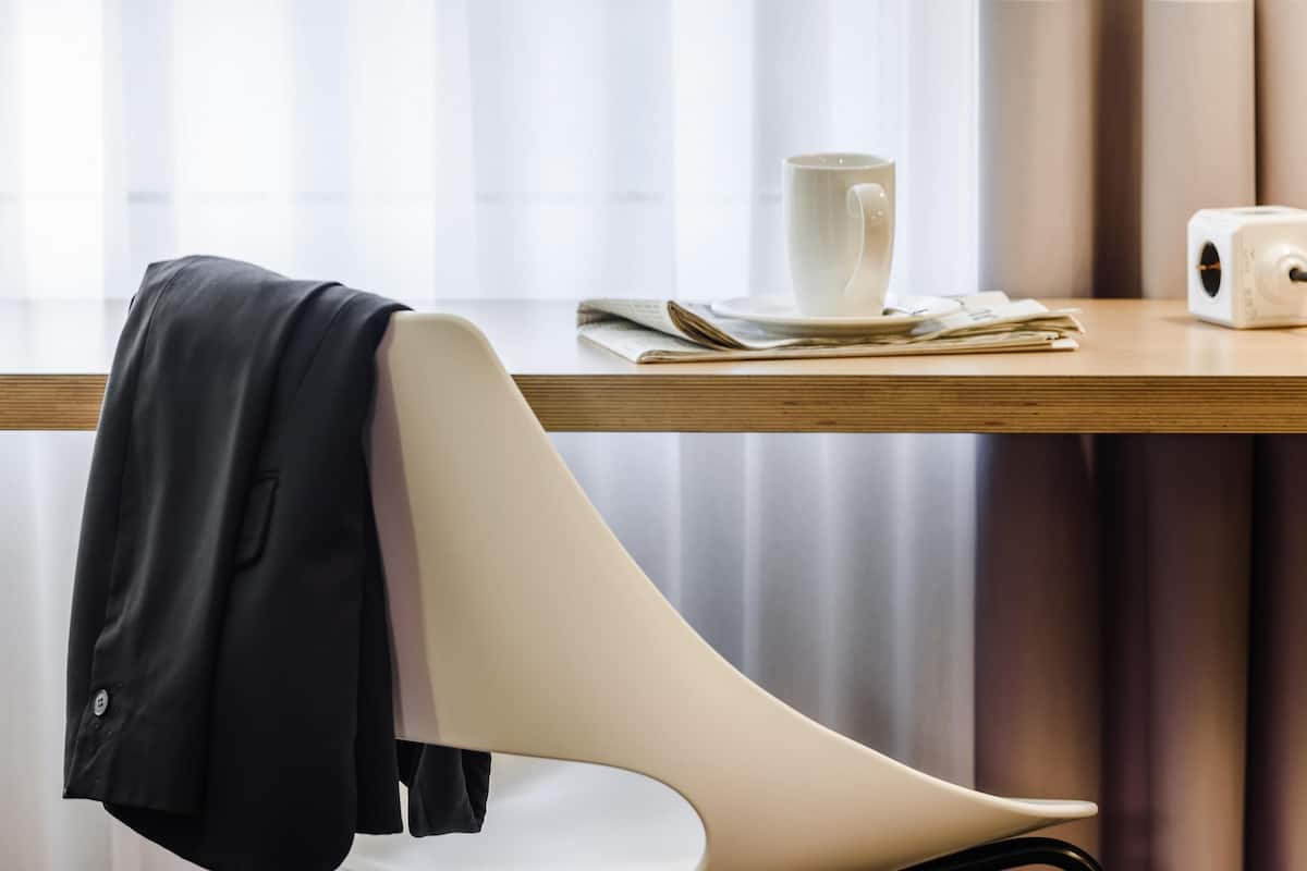 Allergikerbettwaren, Select-Comfort-Betten, Zimmersafe, Schreibtisch