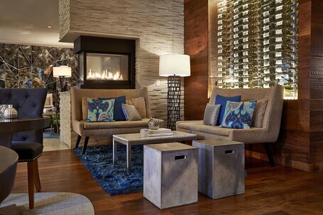 Renaissance Asheville Downtown Hotel - Image 10