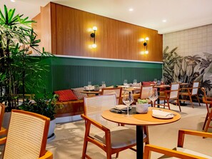 Restaurant - Grand Mercure Rio de Janeiro Copacabana (Rio de Janeiro)