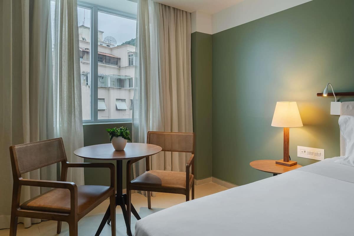 Habitació Deluxe, 2 llits individuals | Minibar, caixa forta a l'habitació i escriptori