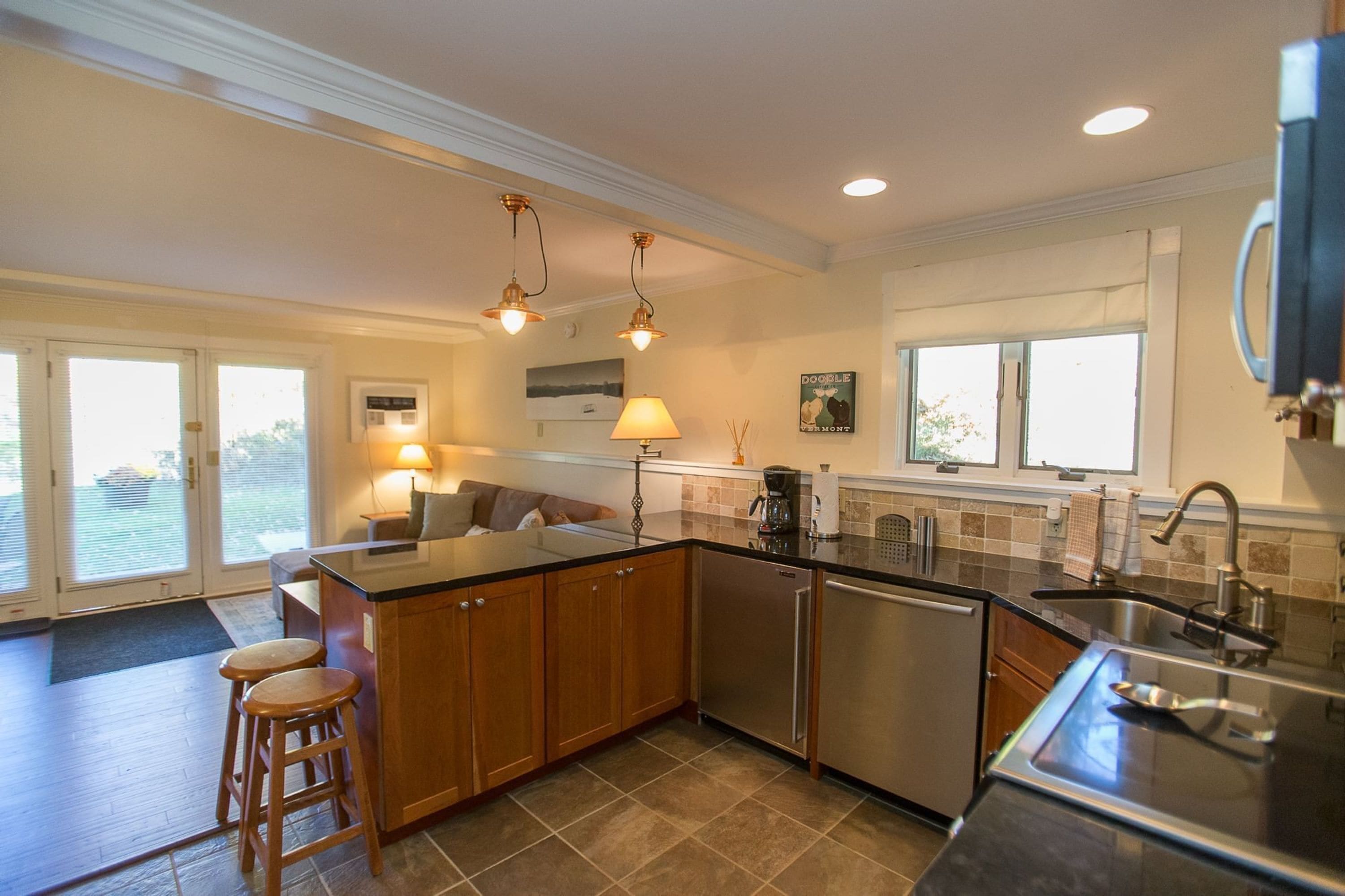 one bedroom resort home 466 | private kitchen | fridge, coffee/tea maker, paper towels