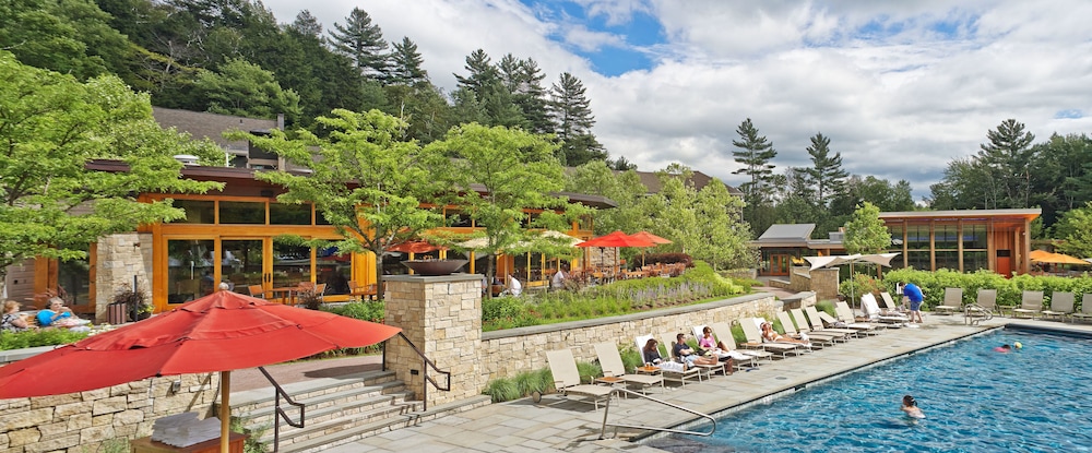 Topnotch Resort by null