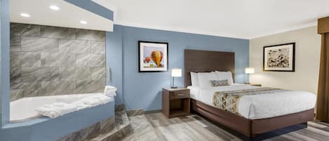 Suite, 1 cama de matrimonio grande con sofá cama, no fumadores, bañera de hidromasaje (with Sofabed) | Colchones con acolchado adicional y decoración individual