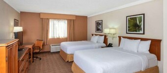 La Quinta Inn & Suites by Wyndham Las Vegas Airport N Conv.