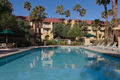 La Quinta Inn & Suites by Wyndham Las Vegas Airport N Conv.