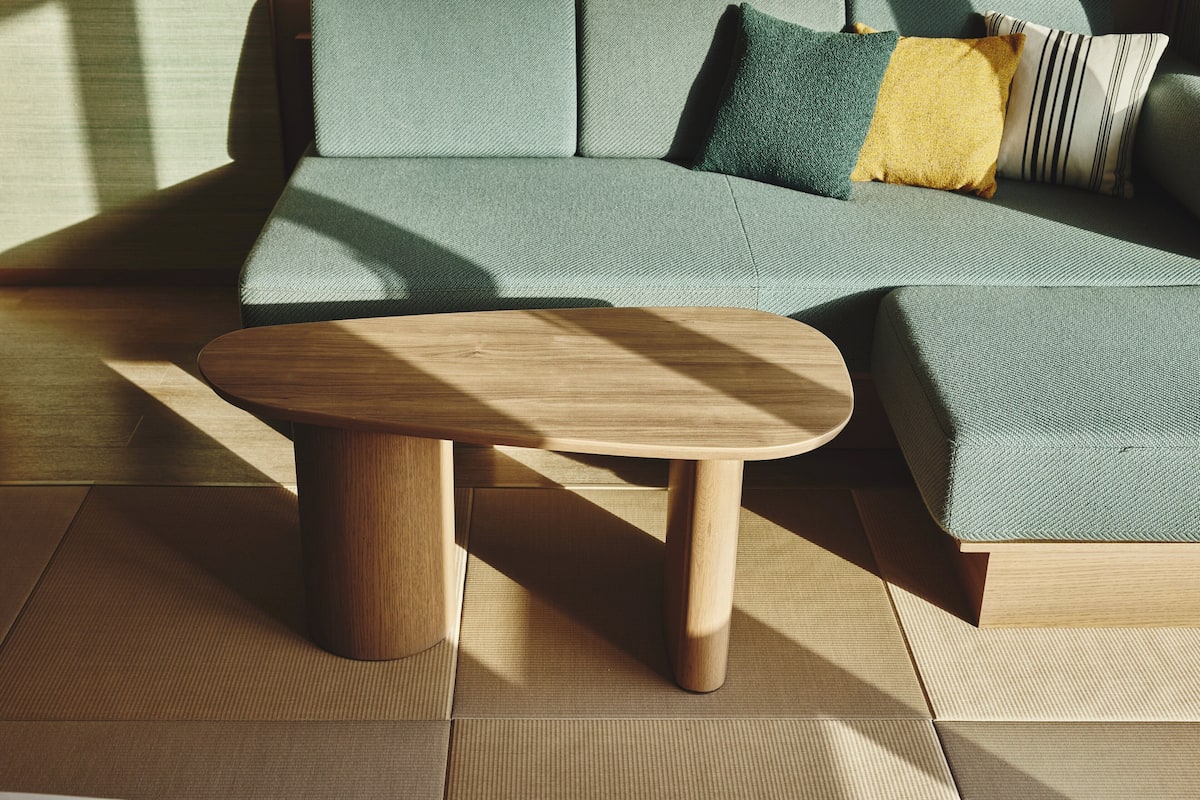 Premium bedding, down comforters, minibar, in-room safe