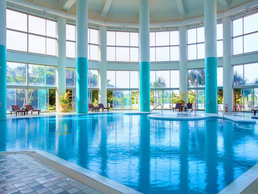 Indoor pool, 3 outdoor pools, pool umbrellas