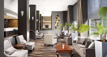 Best Western Plus Carlton Plaza Hotel