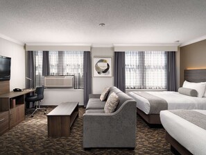 Suite, 2 Double Beds, Non Smoking, Kitchen (with Sofabed, Full Kitchen) | 1 bedroom, in-room safe, desk, laptop workspace