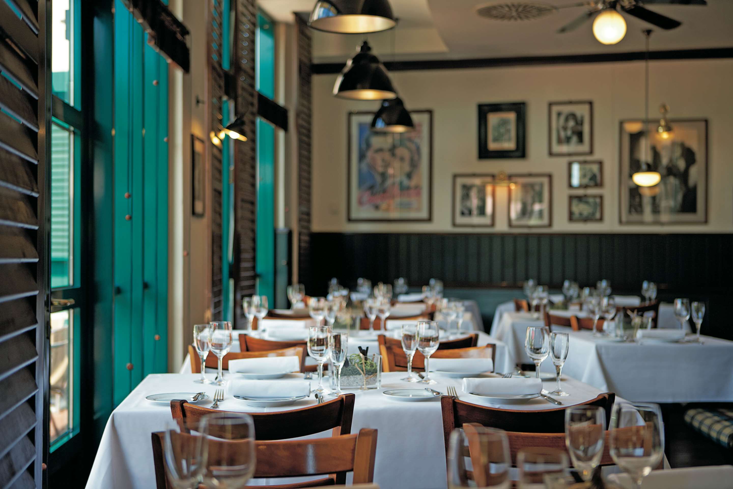 dinner served, international cuisine, al fresco dining