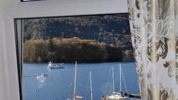 Deluxe Double Room, 1 King Bed (Feature) | Water view