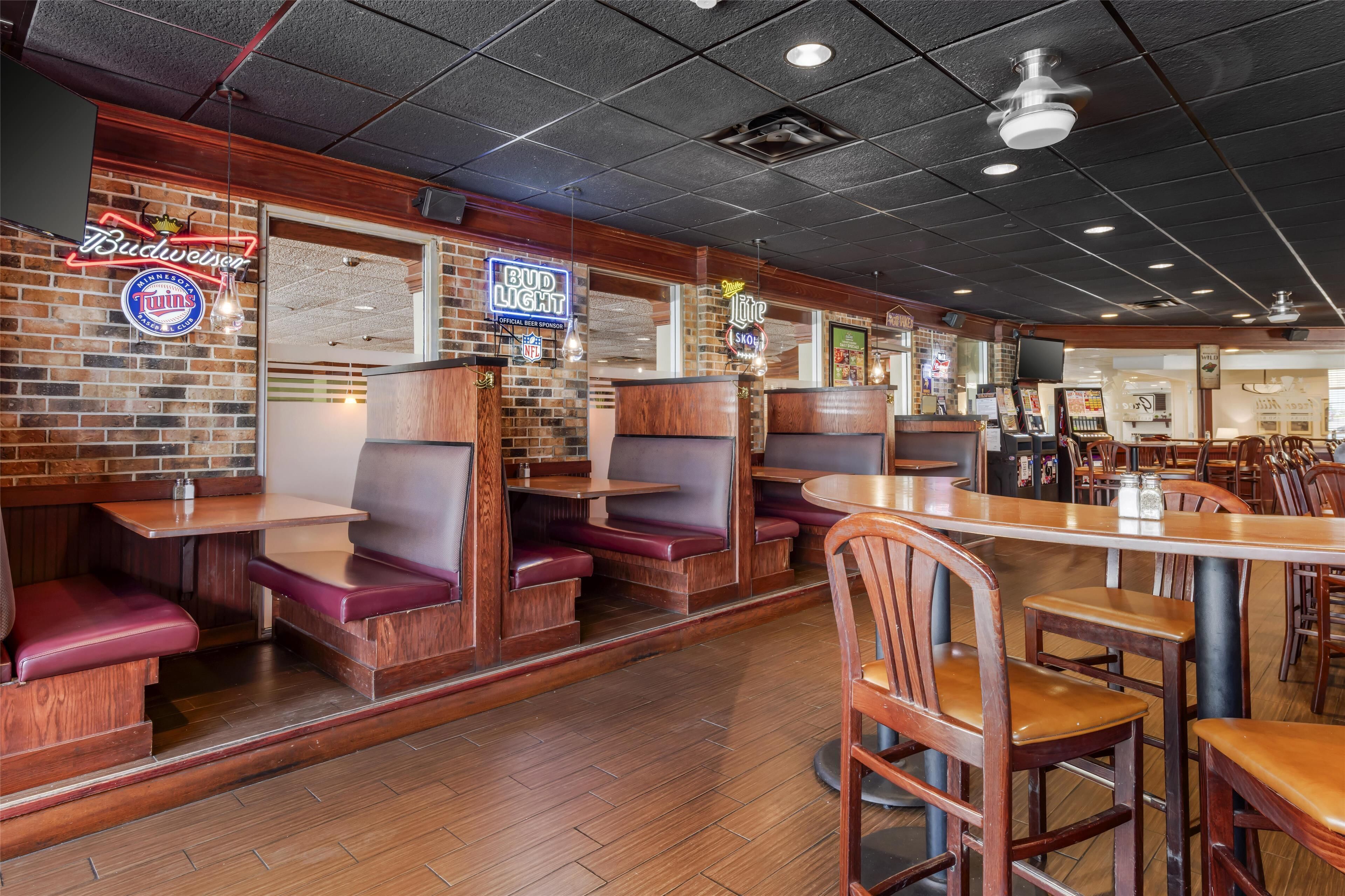 breakfast, lunch and dinner served