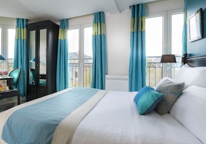 Double Room | Premium bedding, minibar, in-room safe, desk