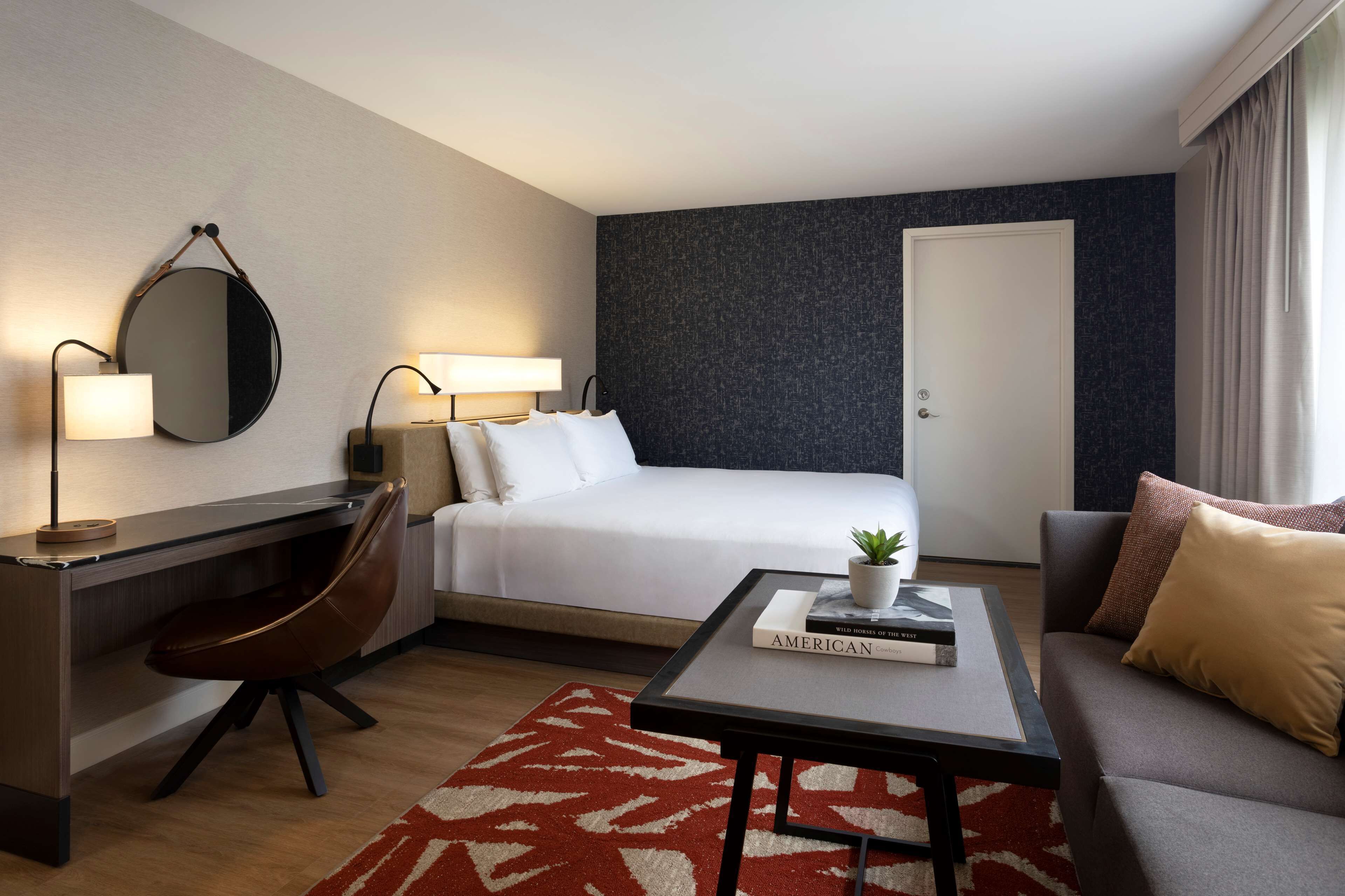 Suite (Riverbend) | Premium bedding, down comforters, pillowtop beds, in-room safe