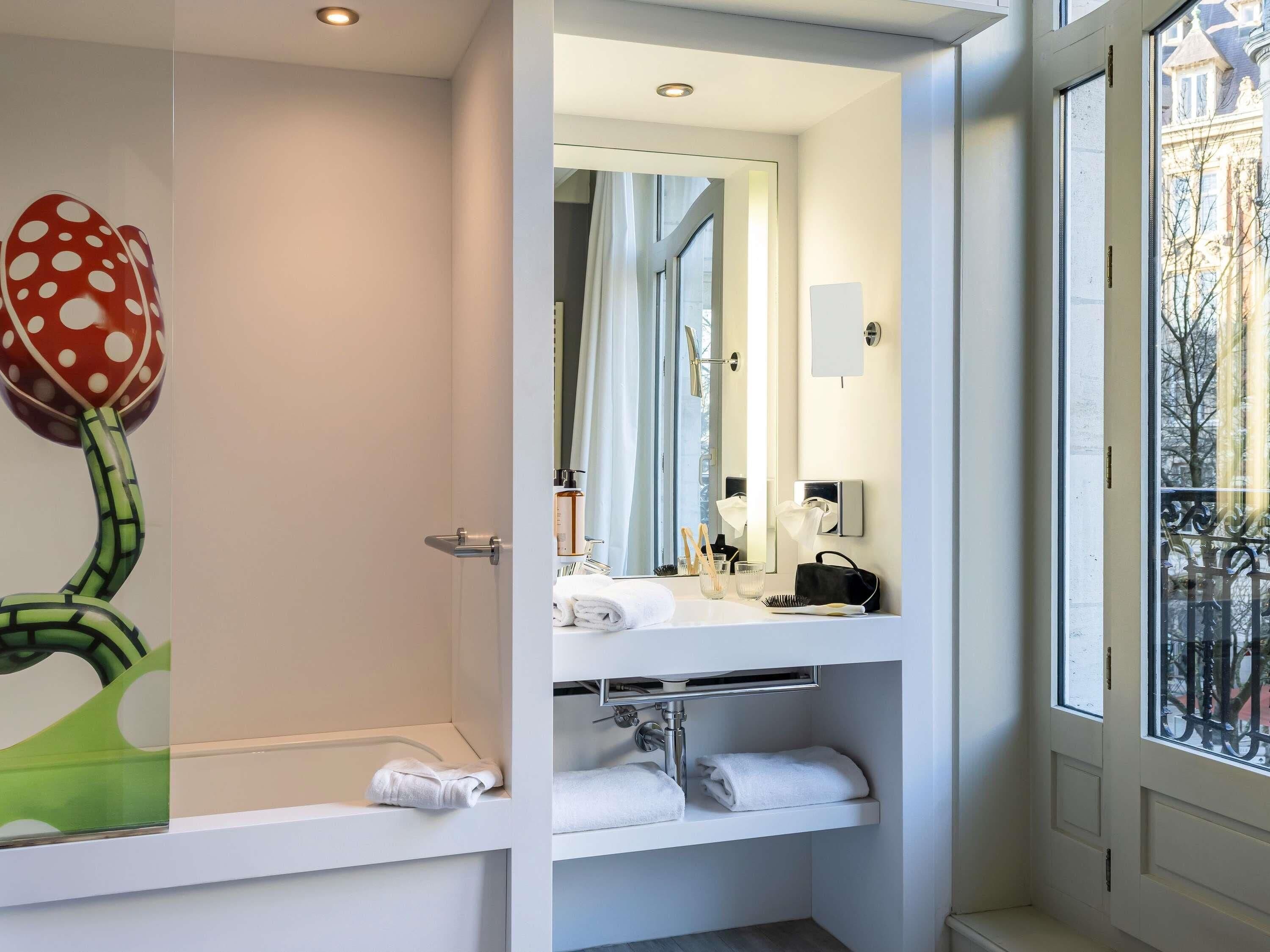 down duvets, in-room safe, desk, blackout curtains