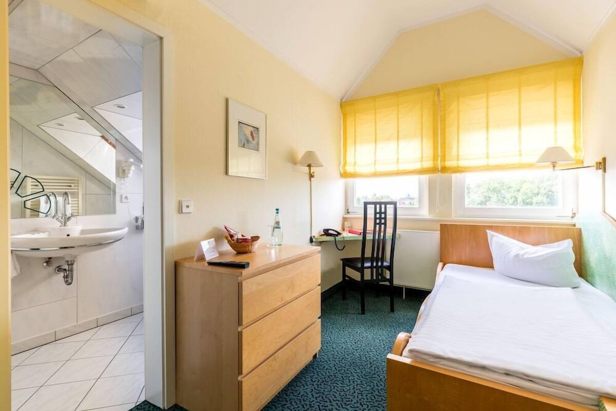 Hypo-allergenic bedding available, minibar, in-room safe, desk