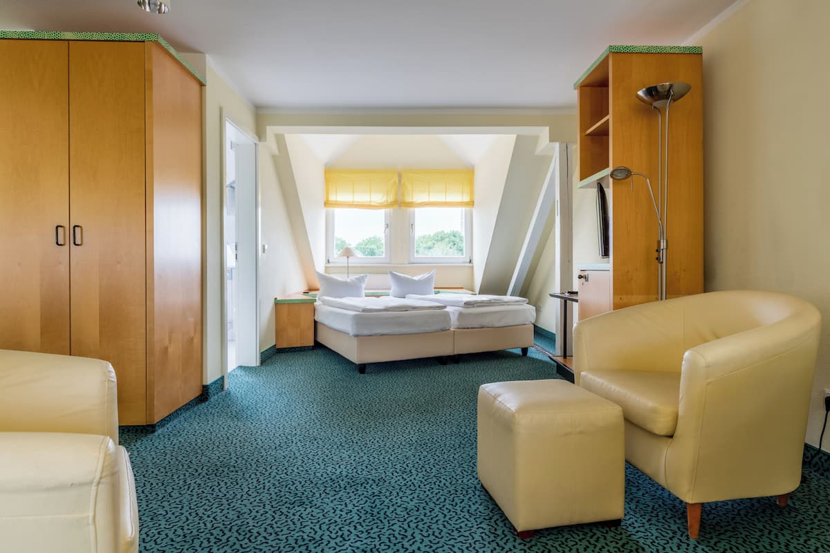 Ropa de cama hipoalergénica y minibar