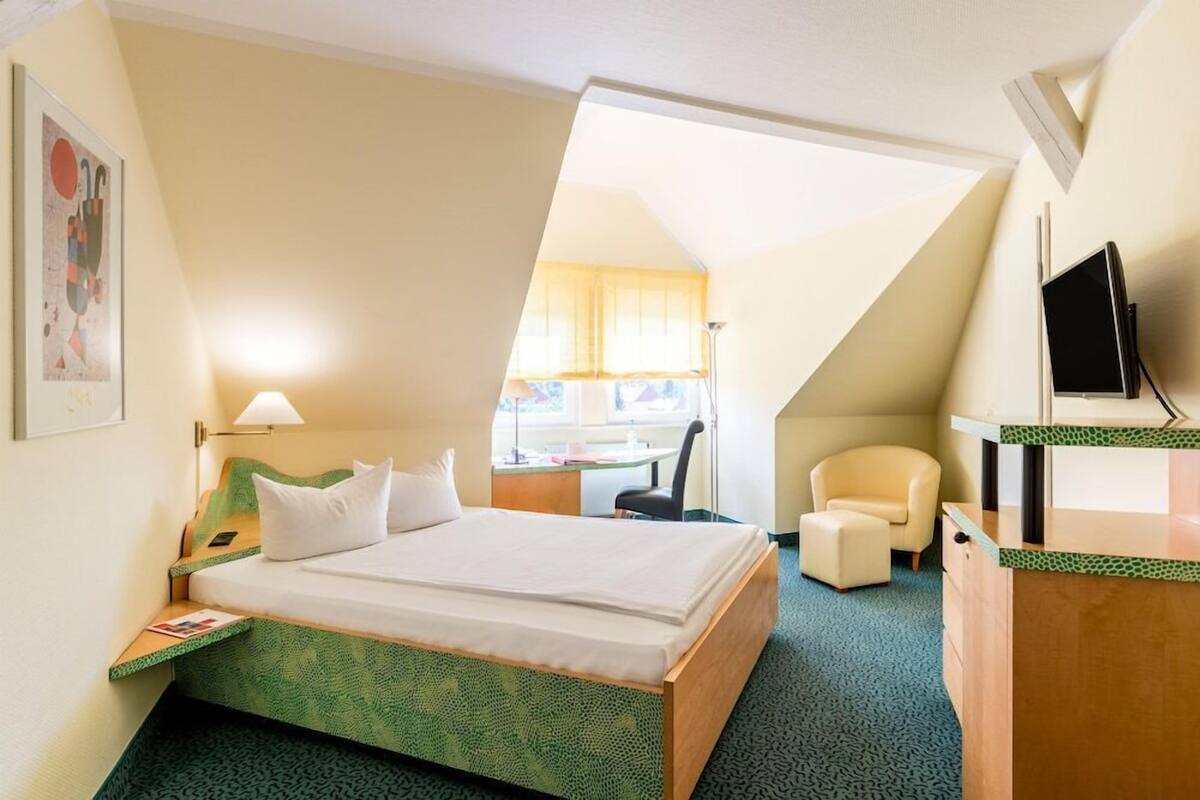 Hypo-allergenic bedding available, minibar, in-room safe, desk