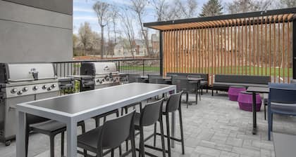 Home2 Suites by Hilton Chelmsford Lowell