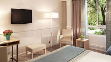 1 Schlafzimmer, hochwertige Bettwaren, Minibar, Zimmersafe