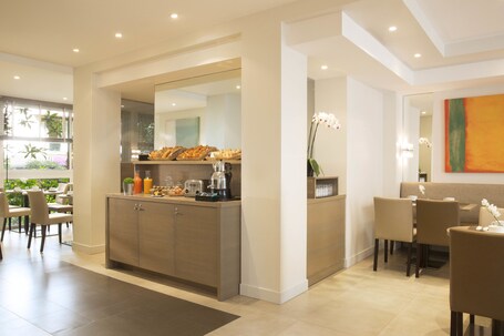 Hotel Floride Etoile - Image 32