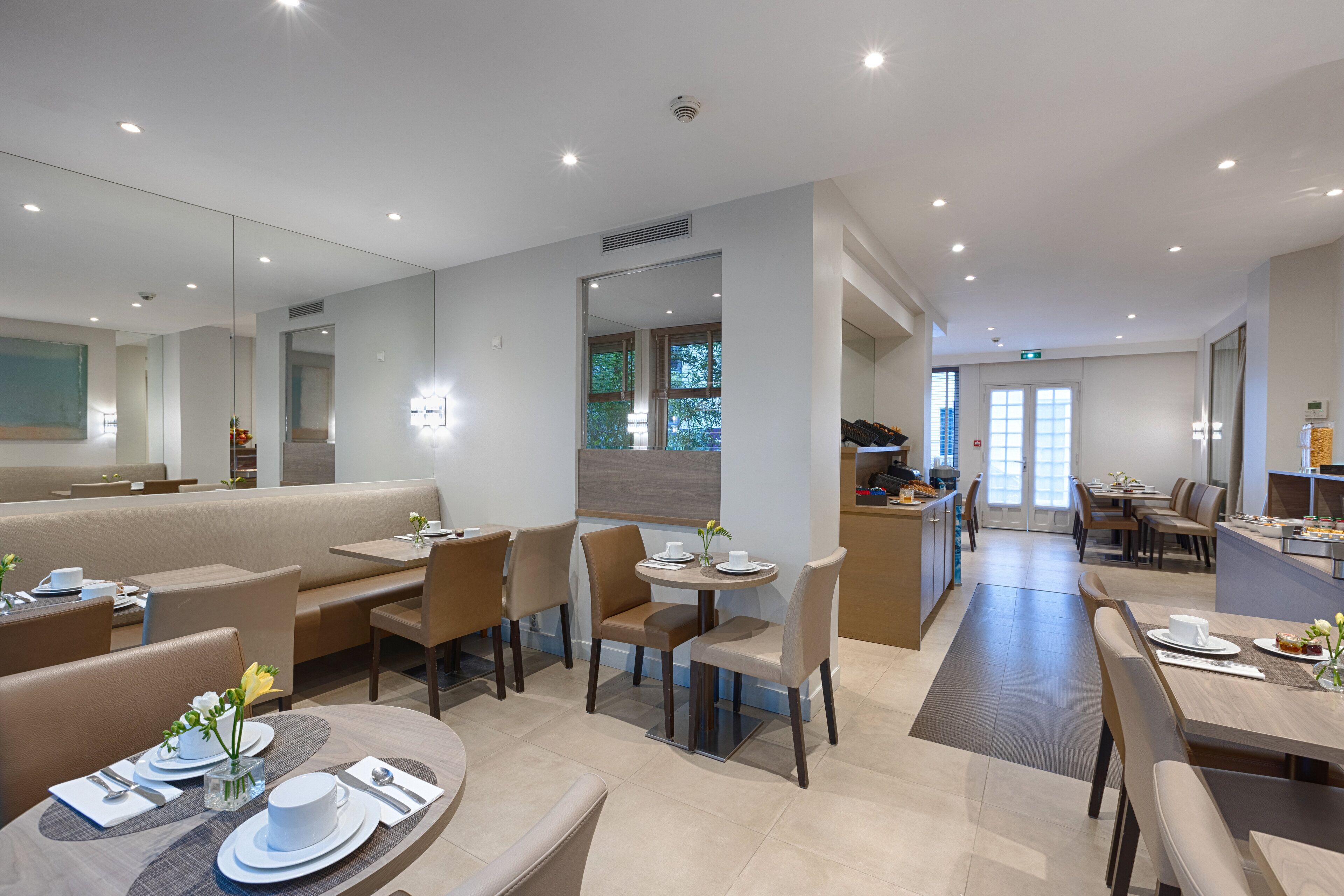 daily buffet breakfast (eur 17 per person)