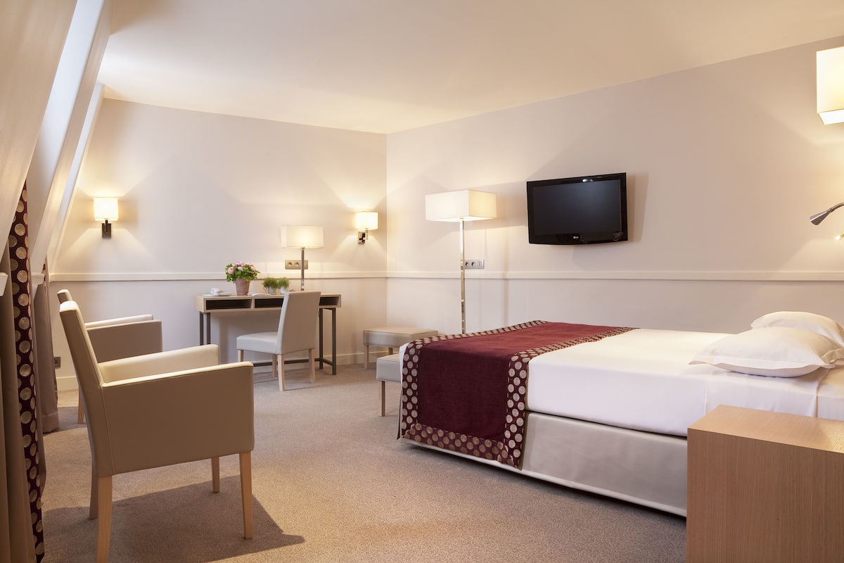 1 soveværelse, premium-sengetøj, minibar, pengeskab på værelset