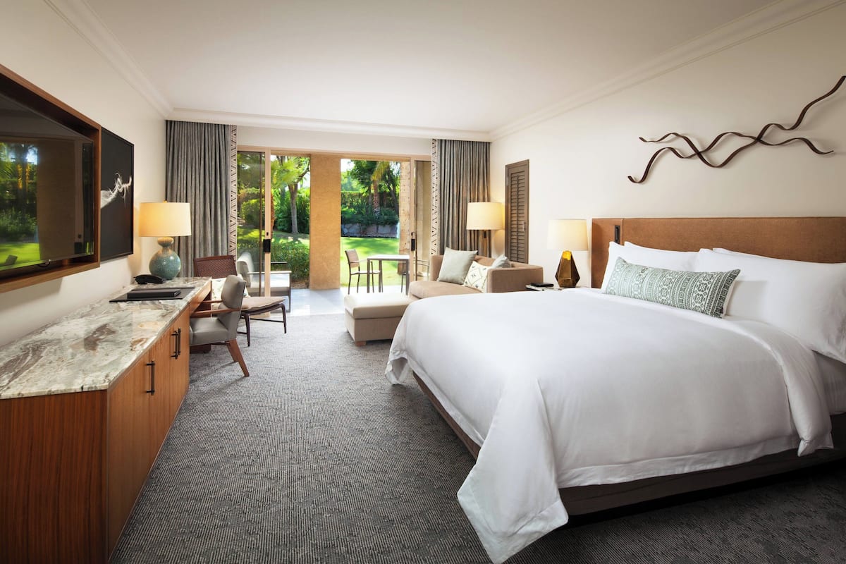 1 bedroom, Frette Italian sheets, premium bedding, down duvets