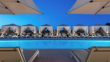 9 outdoor pools, pool cabanas (surcharge), pool umbrellas