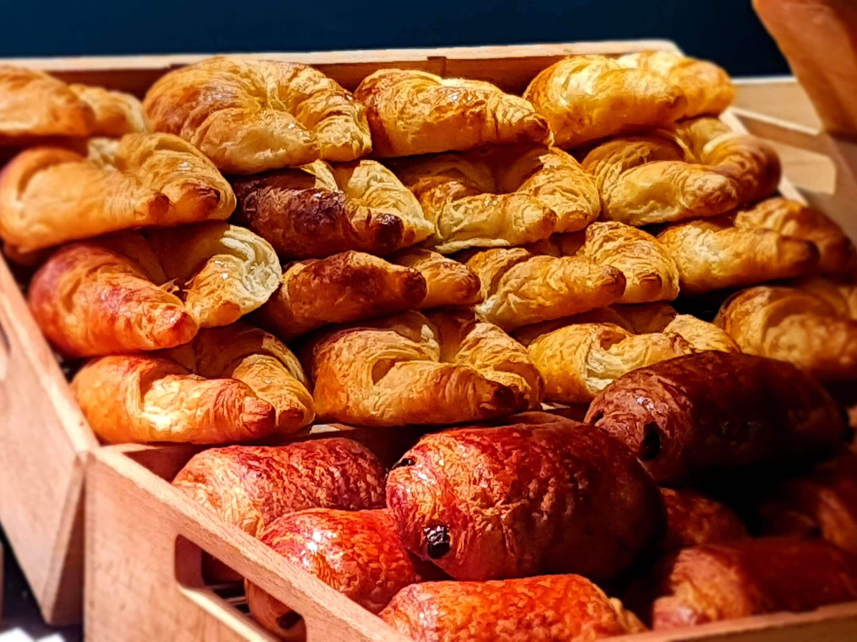Tägliches Frühstücksbuffet gegen Gebühr