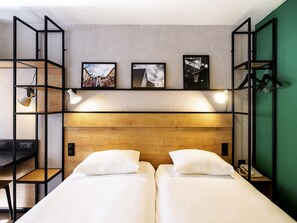 Standard Room, 2 Single Beds