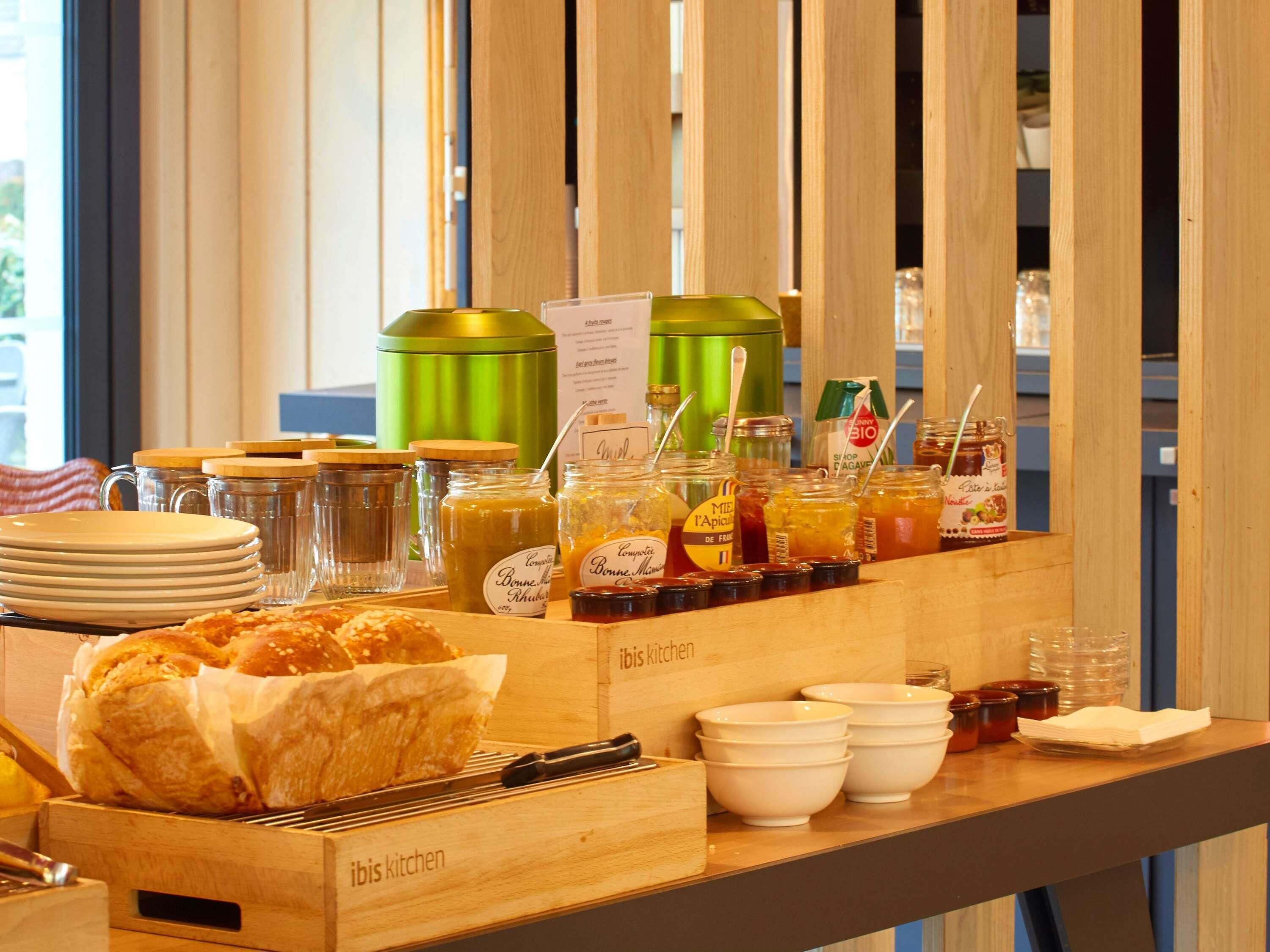 daily buffet breakfast (eur 13.90 per person)