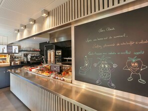 Lunch, dinner served; French cuisine, al fresco dining 
