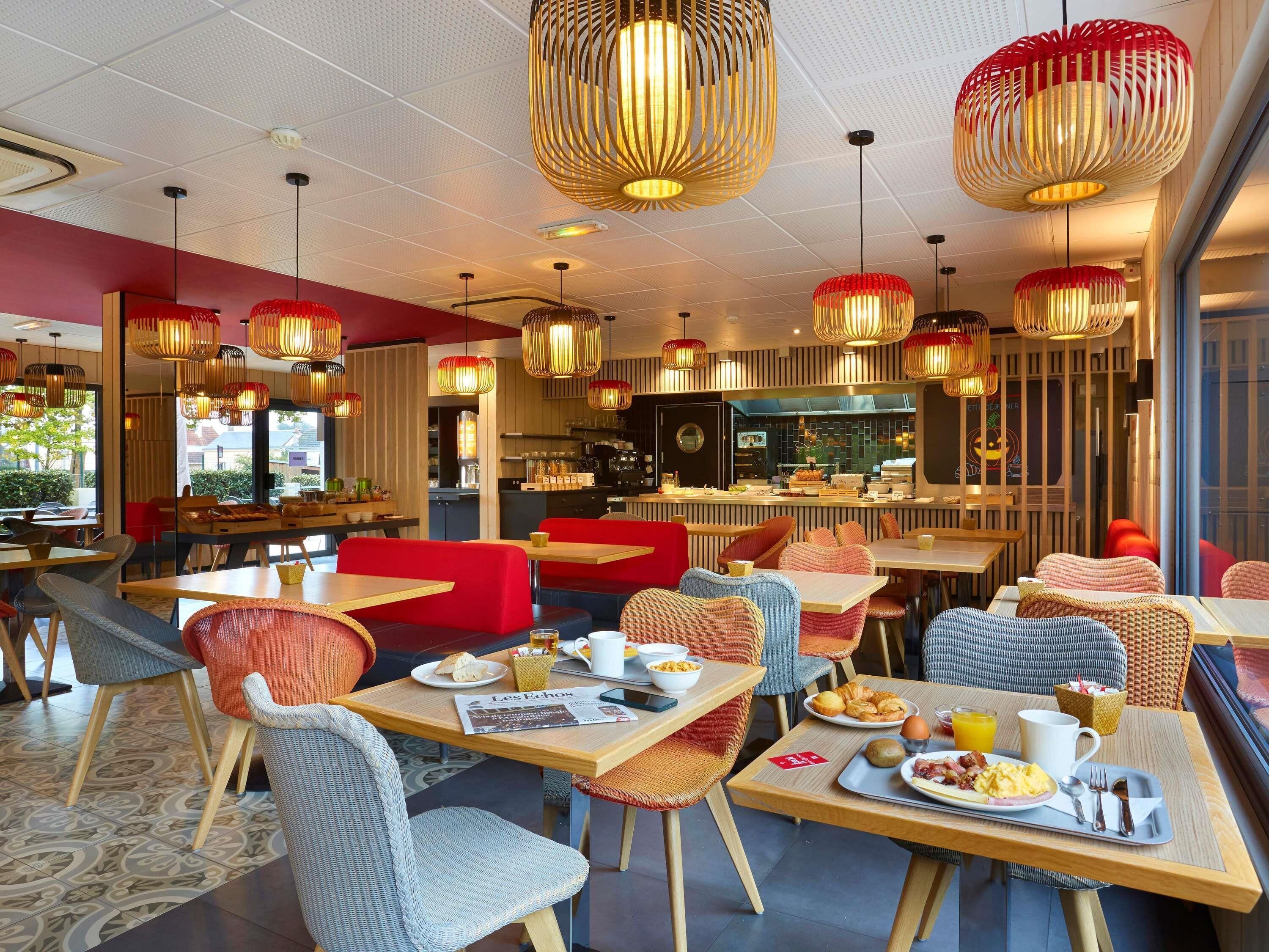 daily buffet breakfast (eur 13.90 per person)