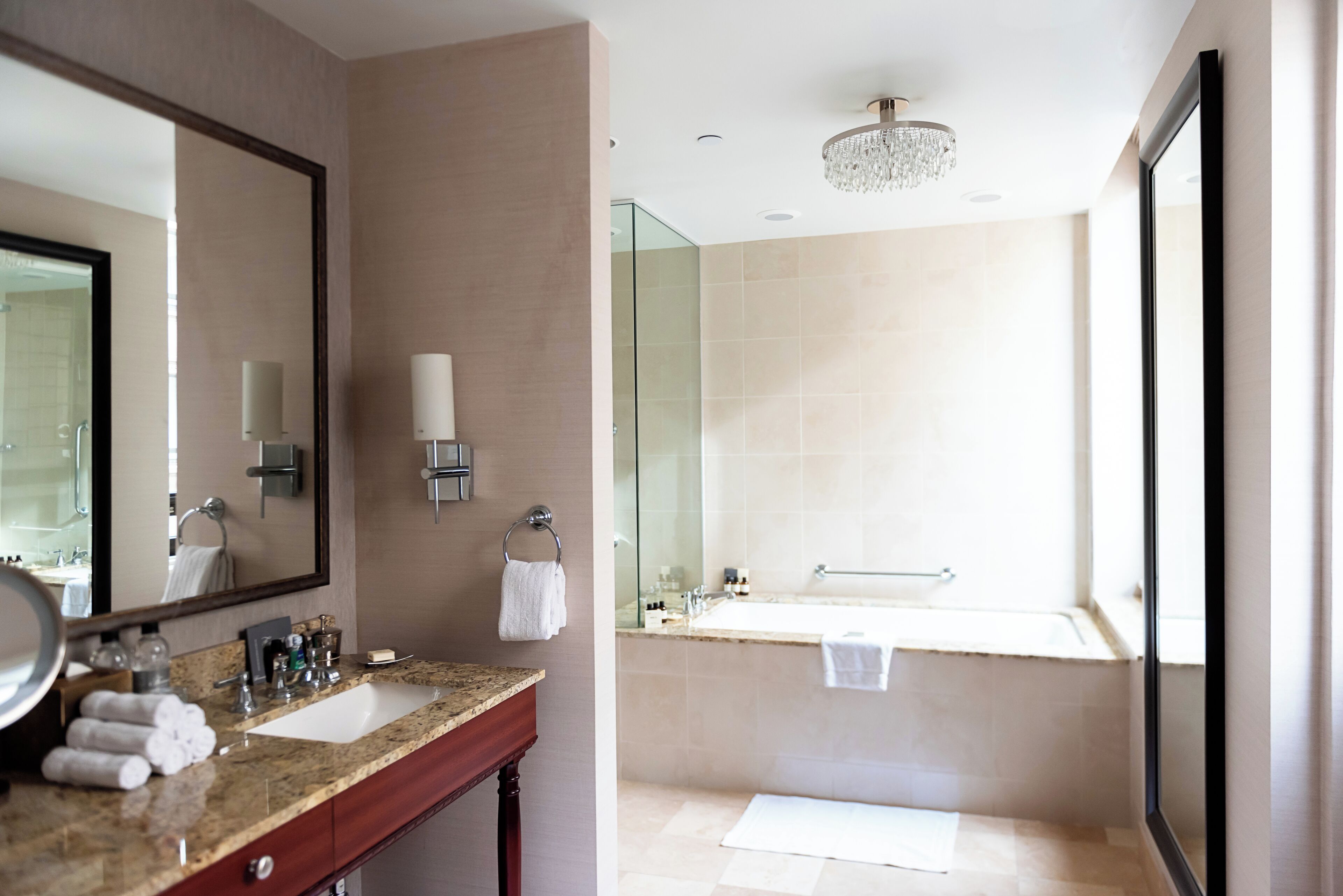 Photo - Fairmont Palliser